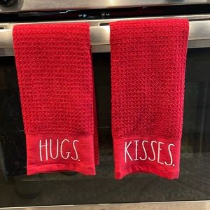 Rae Dunn Hand Towels